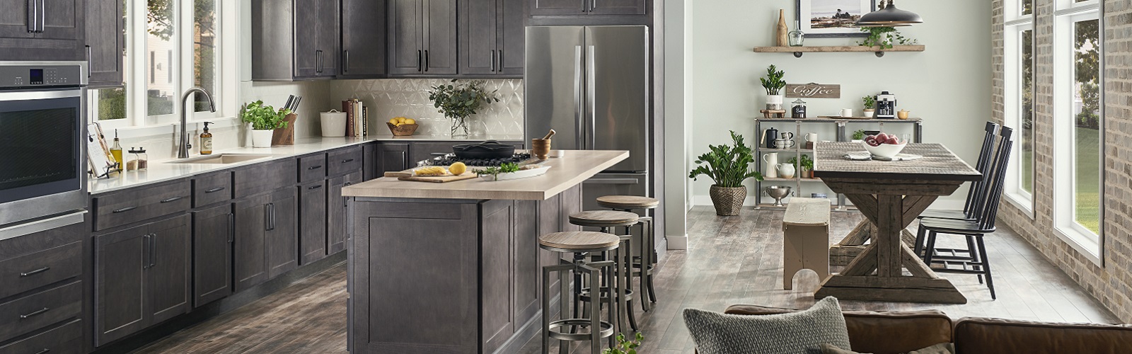 Four Reasons Kitchen Islands are a Must - Home Builders Supply