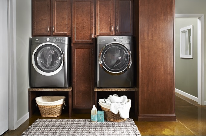 The Hack That'll Keep Your Lint Off The Floor In A Small Laundry Room
