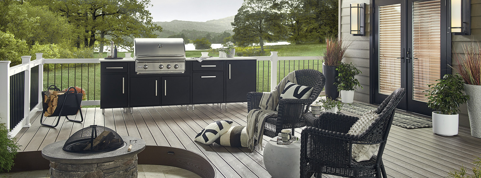 5 Items You Should Have in Your Outdoor Kitchen Cabinetry