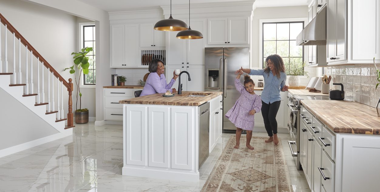 American Home & Kitchen Products  Kitchen Cabinets and Bath Cabinets