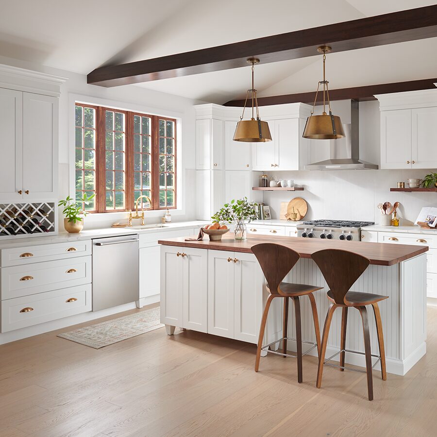 Grove White Kitchen_ThreeQuarter_OA_NoGlass